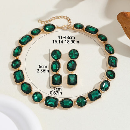 Luxurious Style Antique Style Gems Necklace For Women