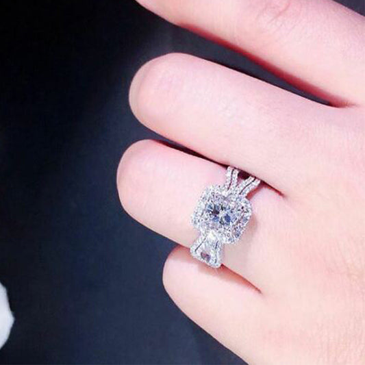 Exquisite Full Diamond Ladies Engagement Ring